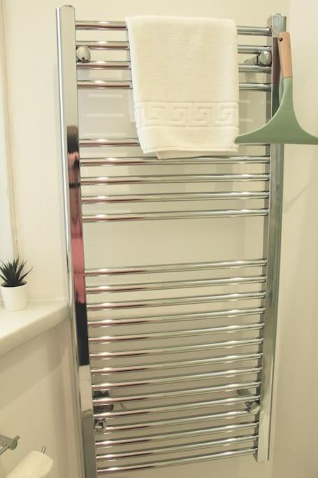 אובאן Flat 12A - Central, Modern, Bright Apartment With Free Wifi מראה חיצוני תמונה